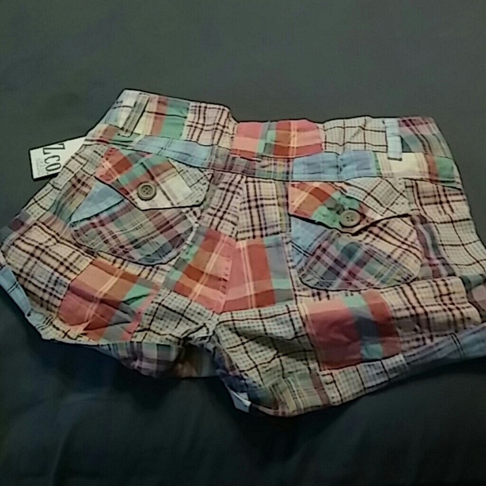 Shorts - Picture 2 of 2